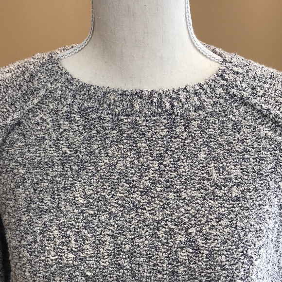 Sweater - Picture 3 of 5